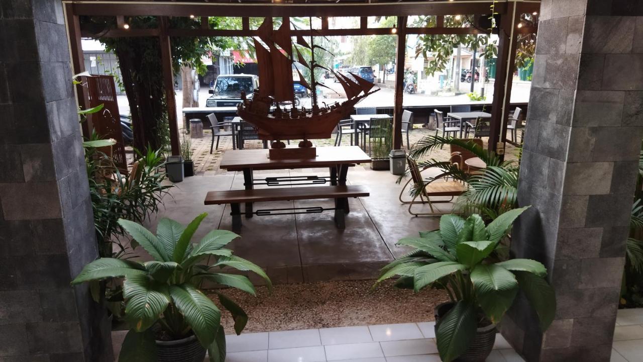Nusantara Hotel Syariah 巴拉 外观 照片